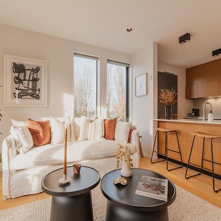 Chic And Contemporary Living At Cambridge Terrace Villa ไครสต์เชิร์ช ภายนอก รูปภาพ